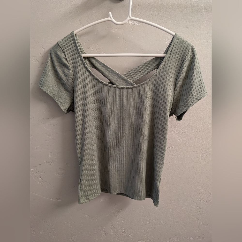 Ribbed Cut Out Short Sleeve Tee Green